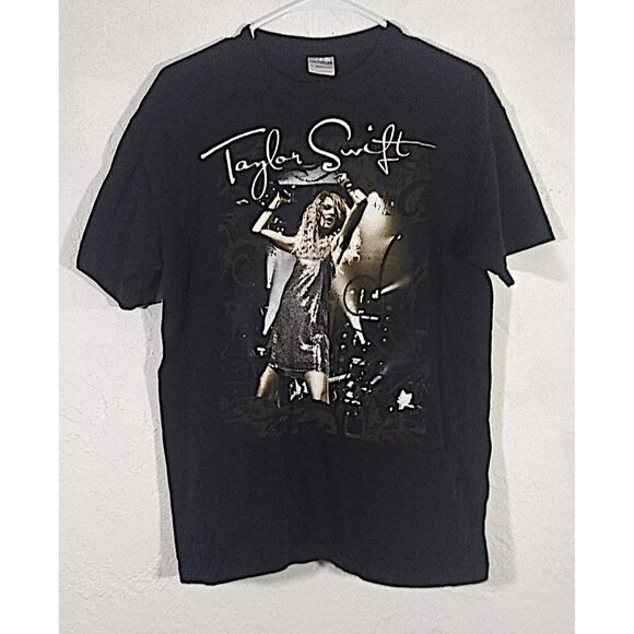 Taylor Swift Fearless Concert Tour Shirt Medium Gildan Double Sided 2009 Vintage - Picture 3 of 5